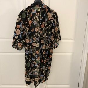 Black Floral Women's Kimono Cardigan - Multicolor